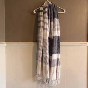 Mossimo summery white gray stripe scarf shawl wrap